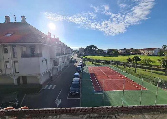 Acogedor En Urbanización Con Piscina En * Ajo